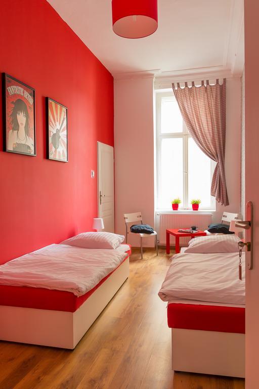 Retro Hostel Poznan Bilik gambar