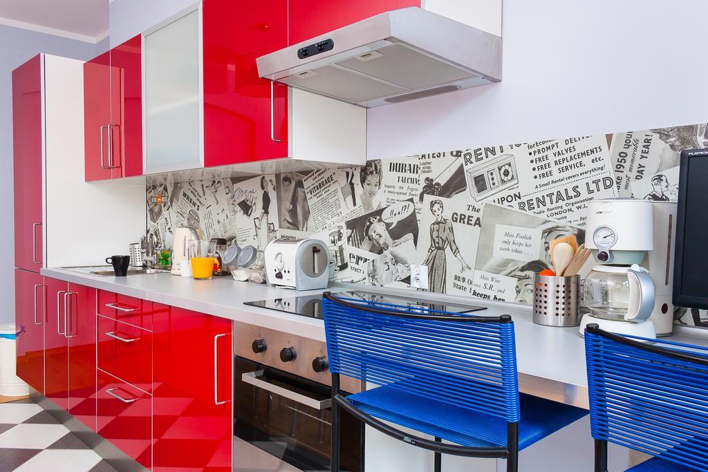 Retro Hostel Poznan Luaran gambar