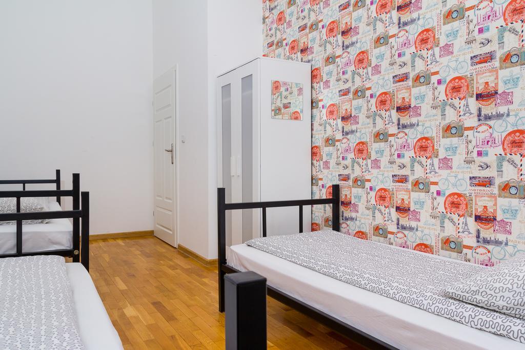 Retro Hostel Poznan Bilik gambar