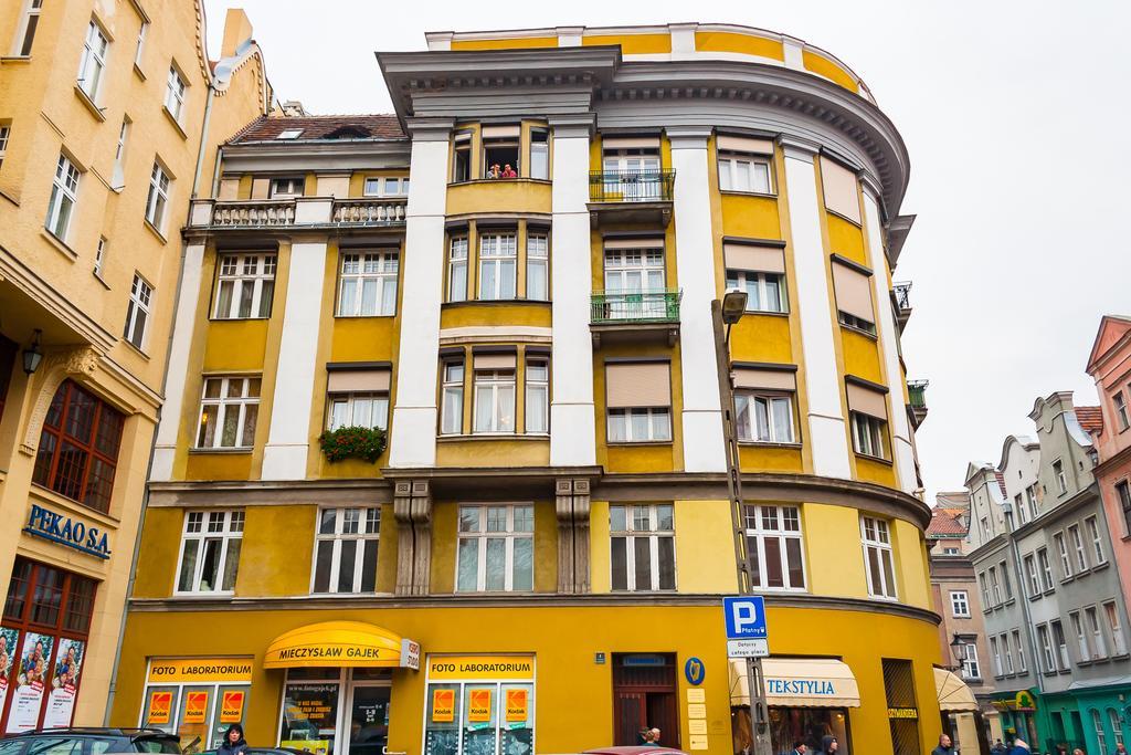 Retro Hostel Poznan Luaran gambar