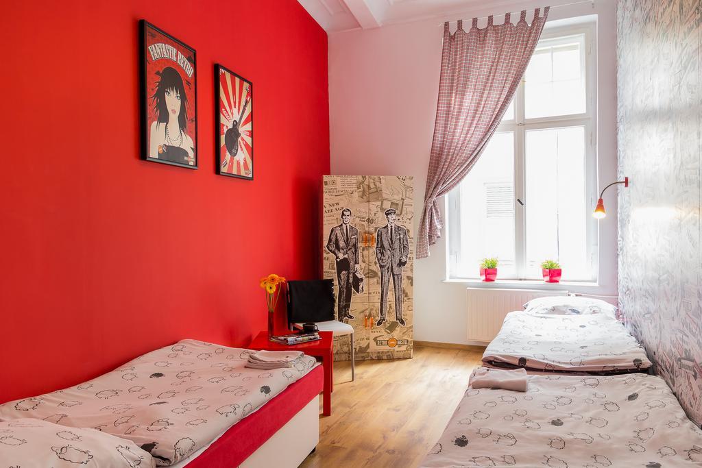 Retro Hostel Poznan Bilik gambar